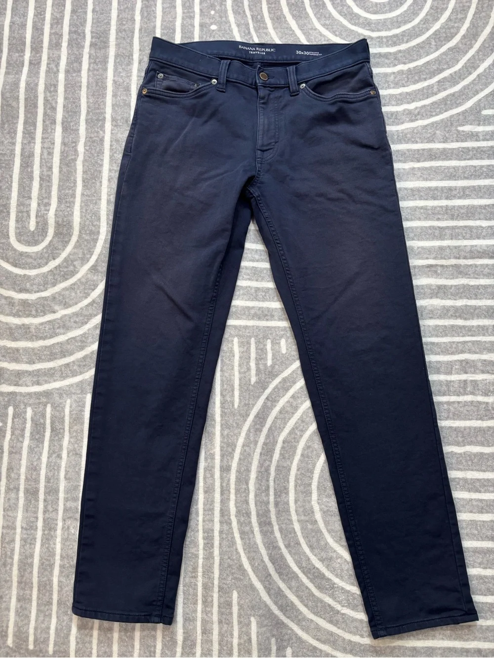 Banana Republic Navy Traveler Athletic Tapered Pants, 30x30